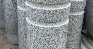 黄石 芝麻白花岗岩挡车柱、隔离柱多少钱