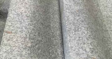 黄石芙蓉白S型拉丝面路沿石