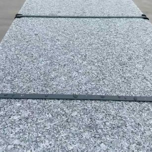 黄石 芝麻黑火烧面毛板，条板，半成品