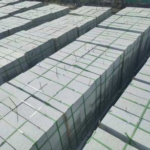 黄石 芝麻白1.8公分火烧300*600地铺，清仓大甩卖