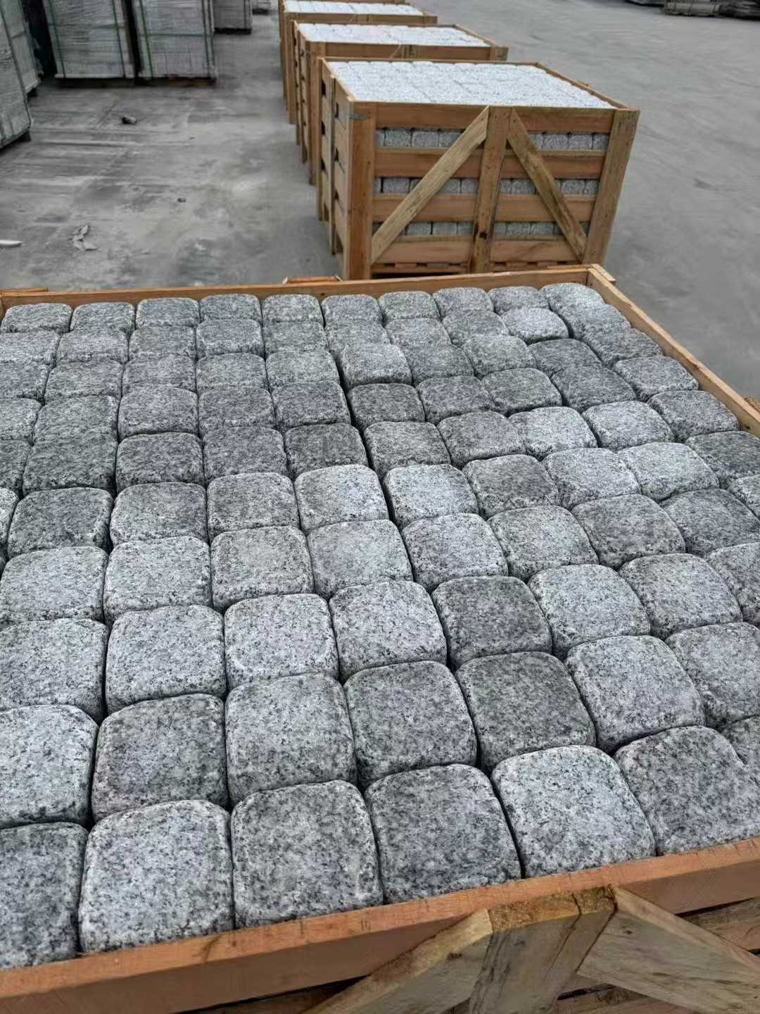 黄石 园林景观滚石