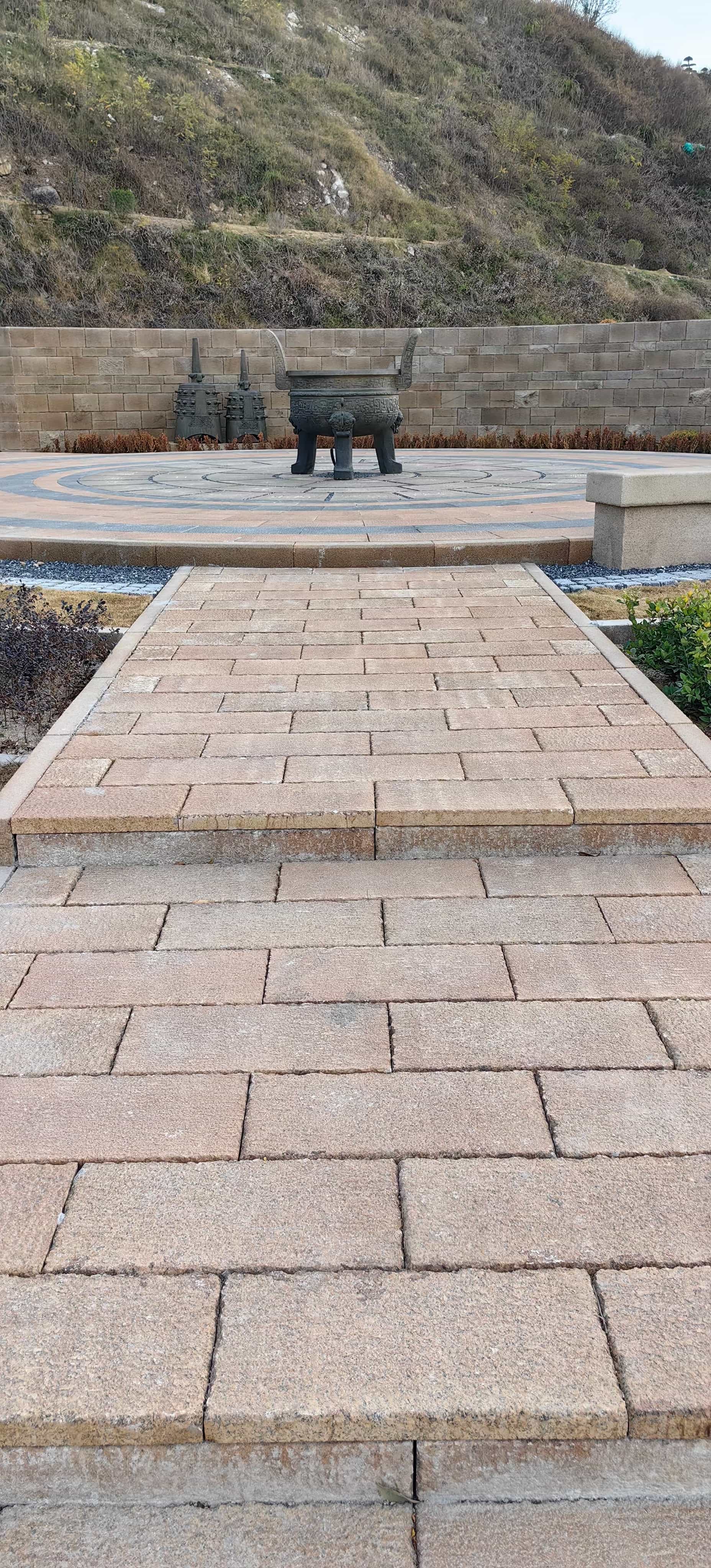 黄石仿古石铺装效果