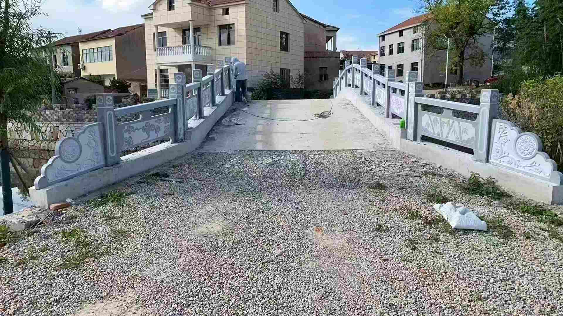 黄石 芝麻灰花岗岩桥栏杆