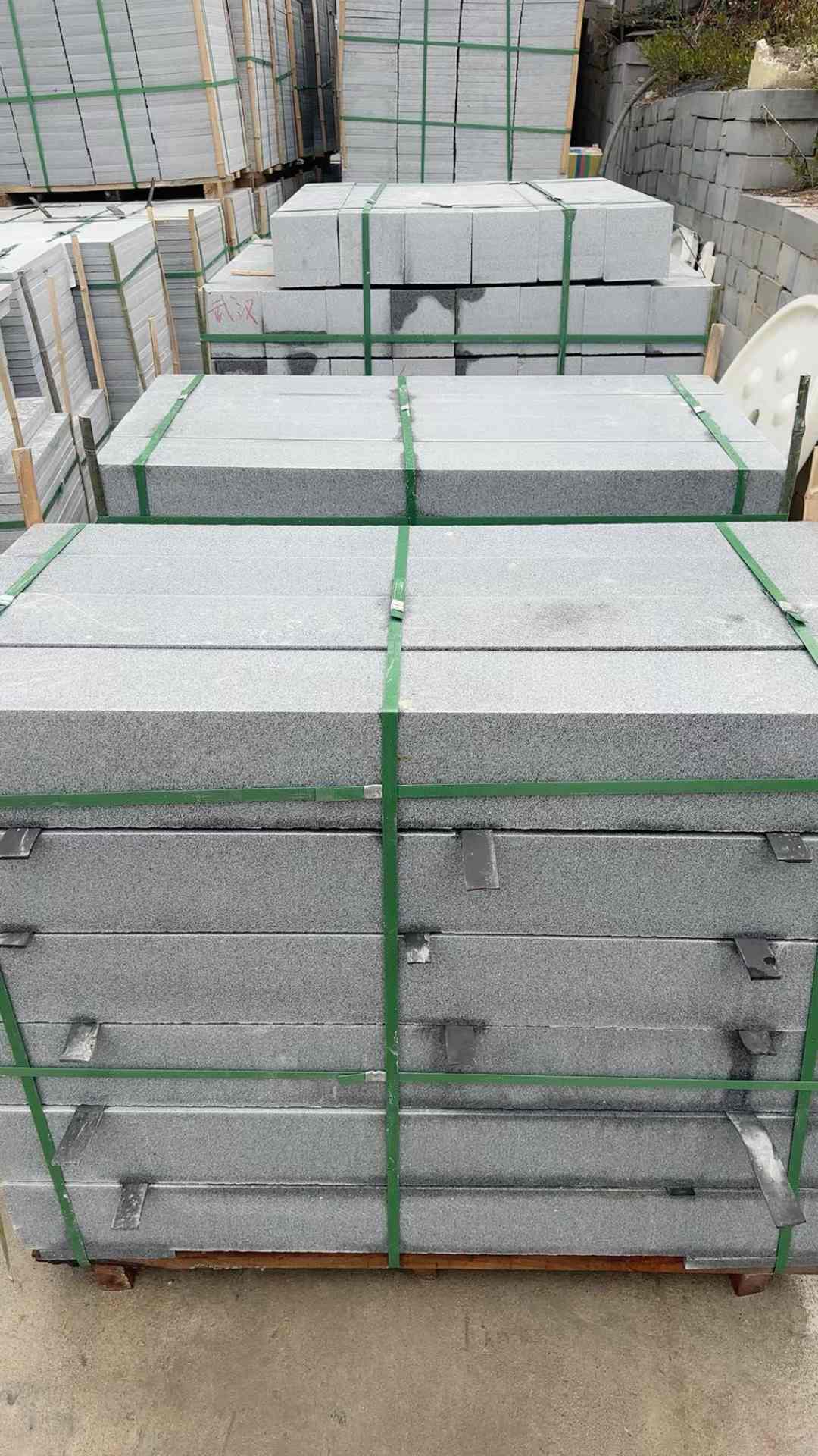 黄石 芝麻灰机切面栏杆