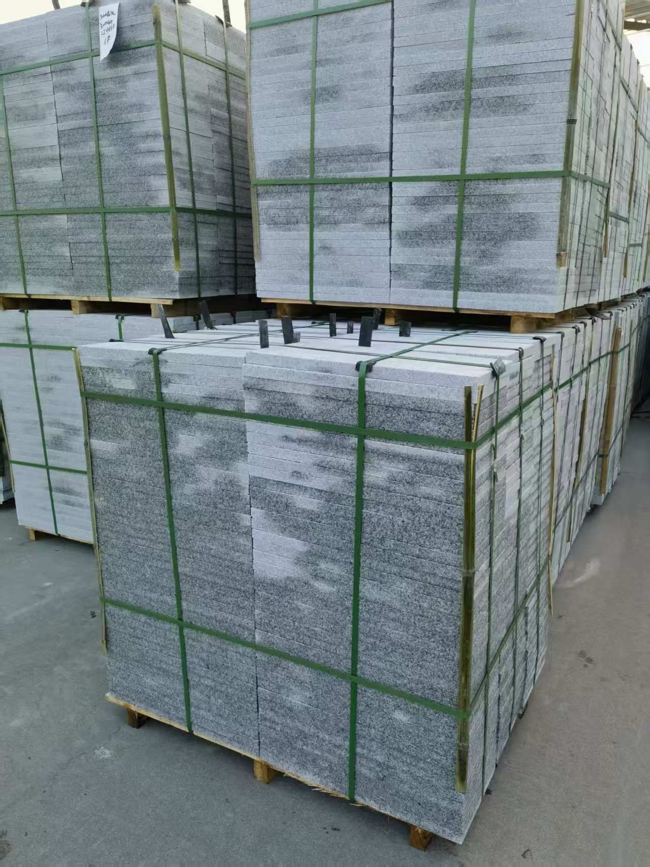 黄石 芝麻白地铺石材