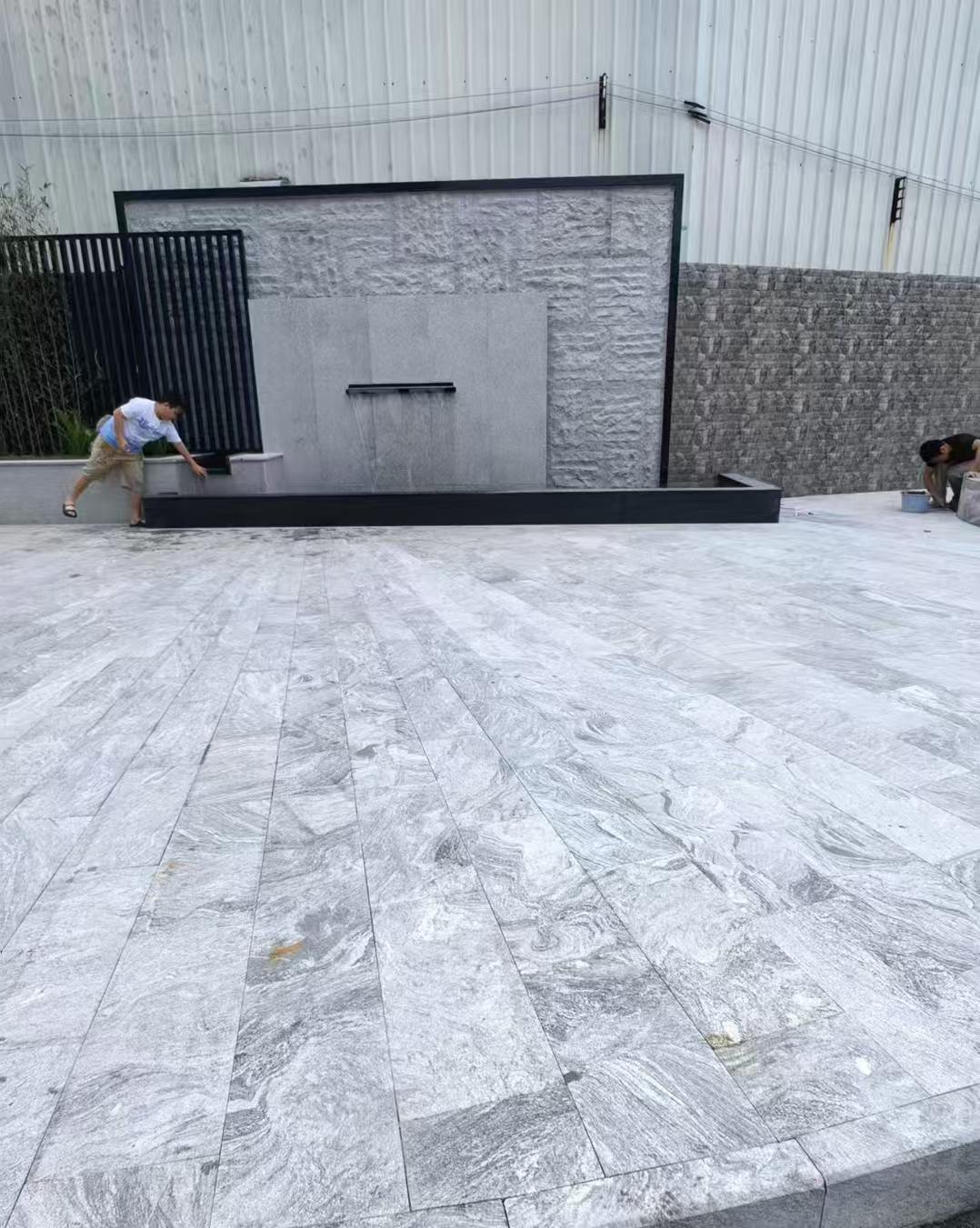 黄石 浪淘沙铺装效果