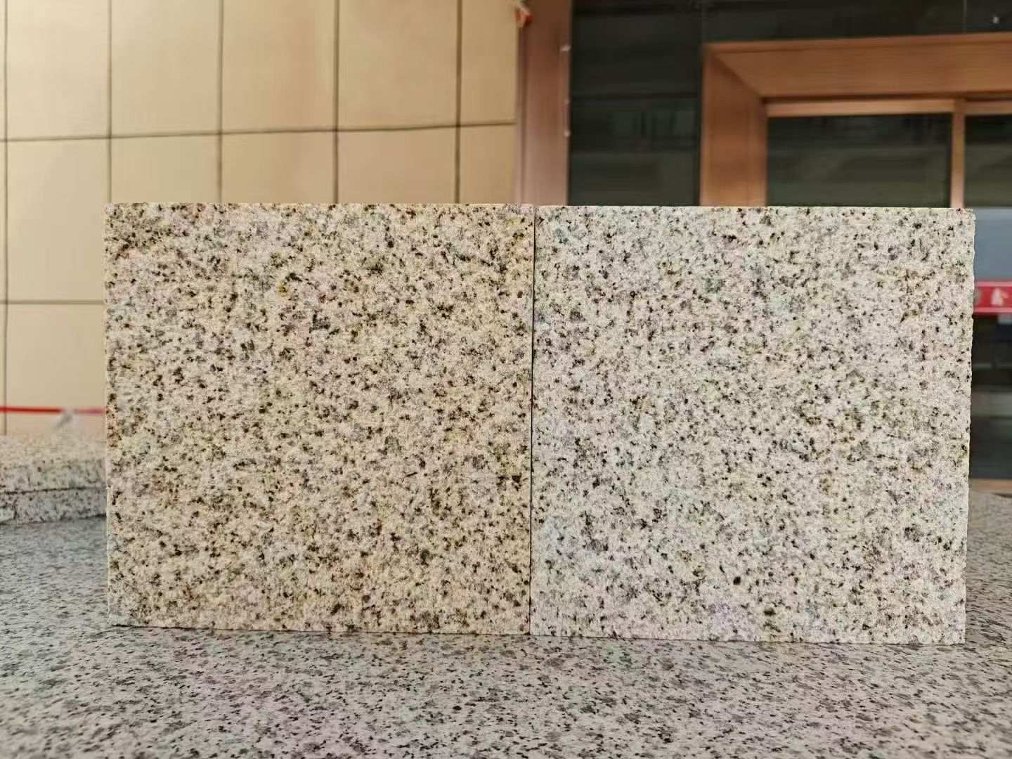 黄石 黄金麻荔枝面，中黄与浅黄