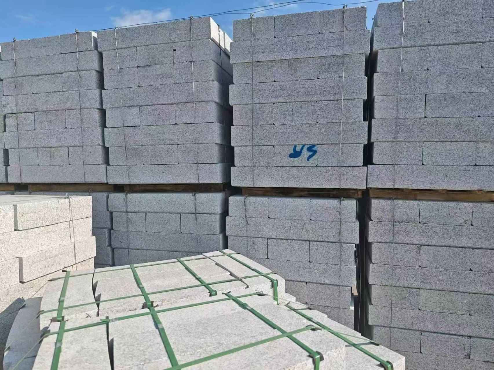 黄石 路沿石，路侧石-尺寸标准、颜色均匀