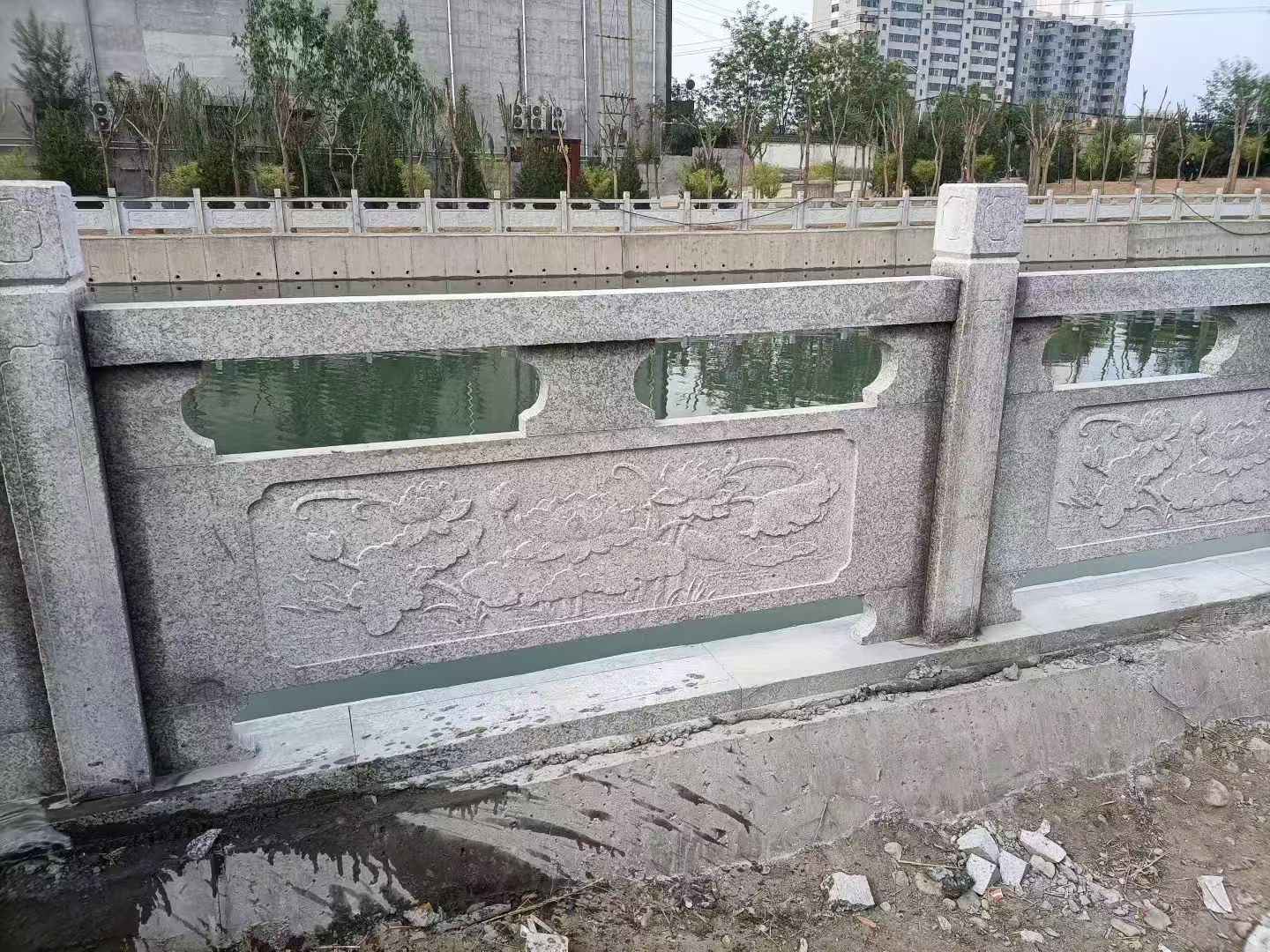 黄石 芙蓉白大花桥梁、河道，石材栏杆、围栏、护栏