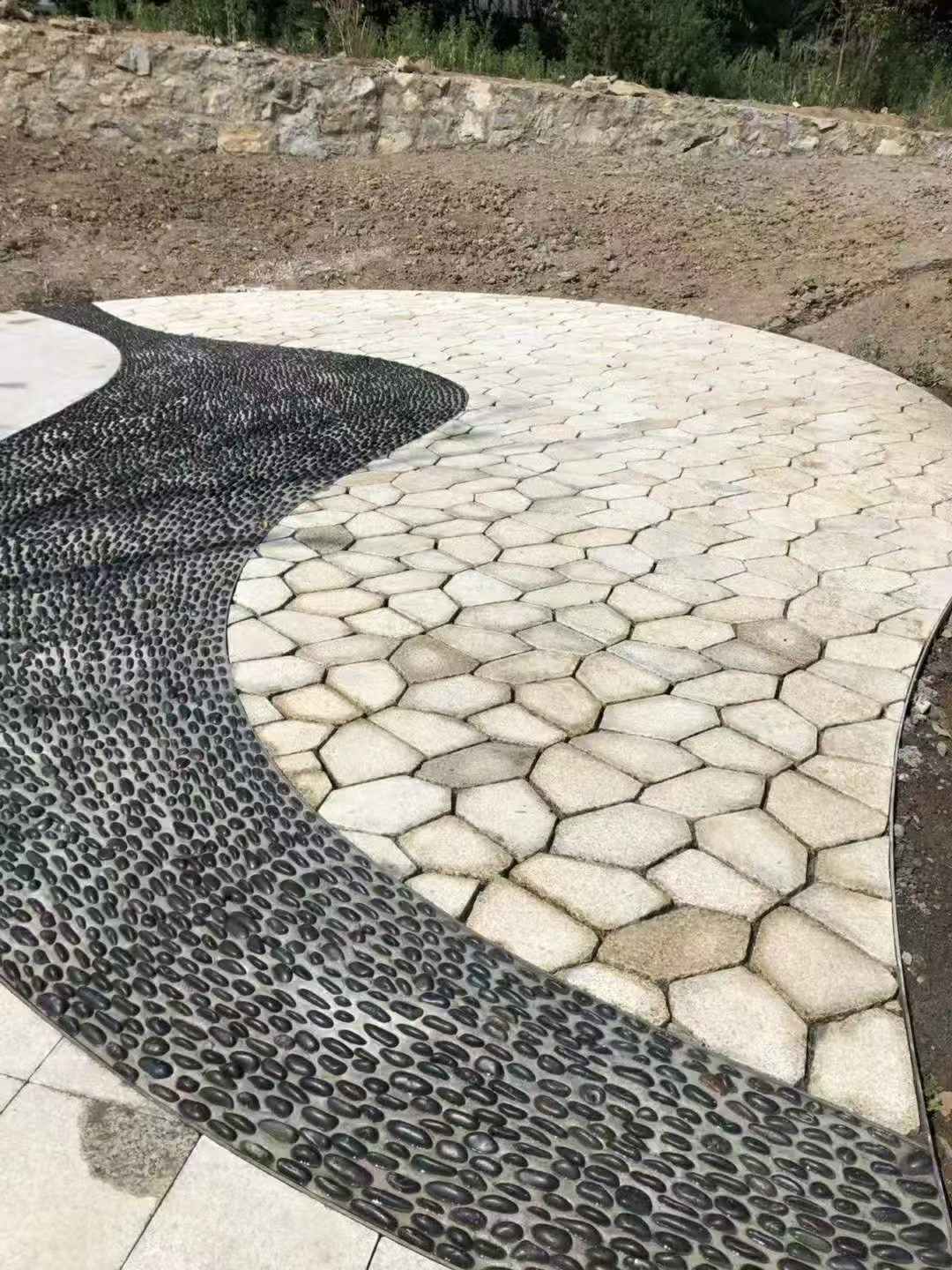 黄石 黄金麻冰裂缝室外铺装效果完美展示