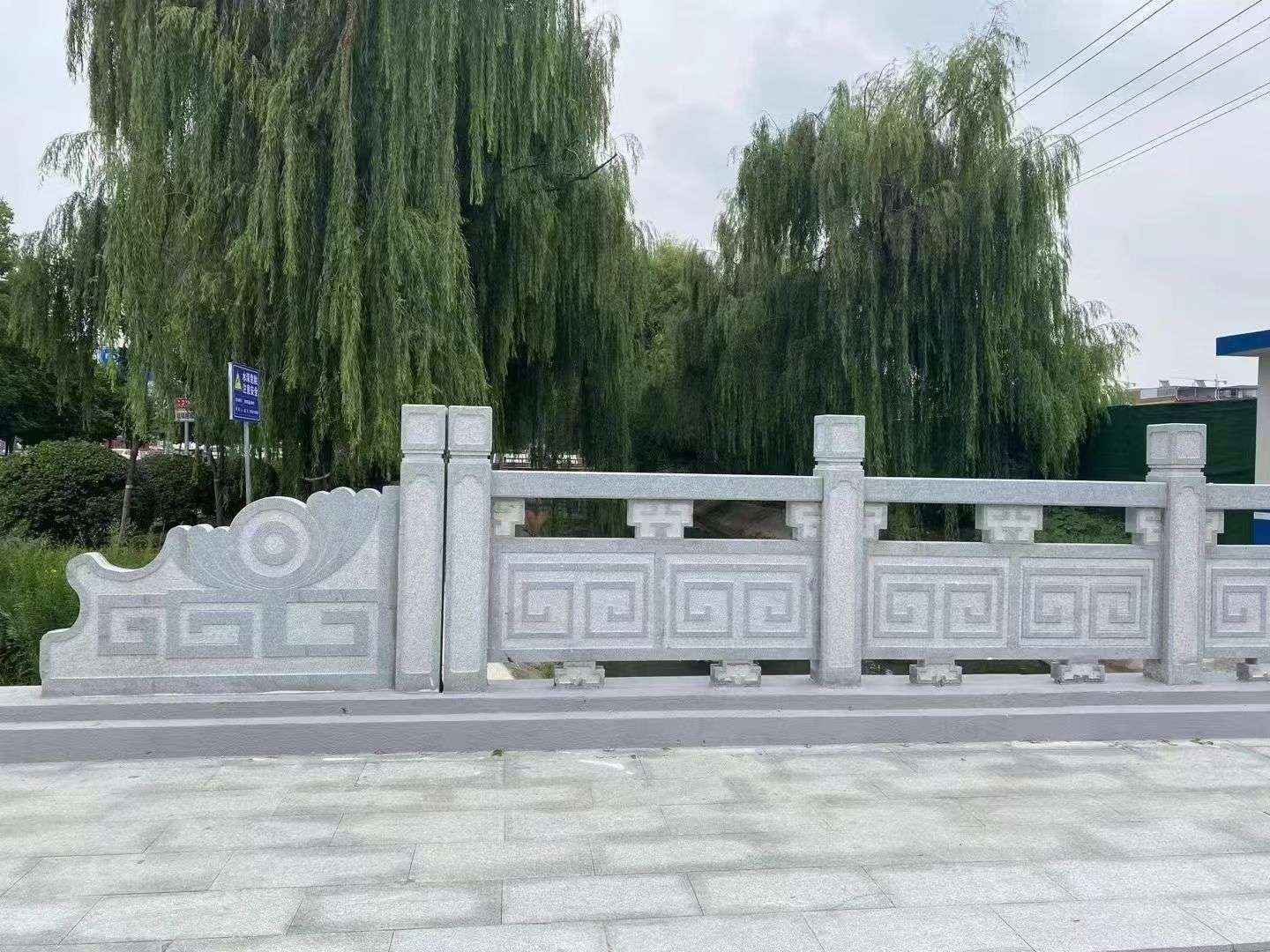 黄石 芝麻灰桥栏杆、河道栏杆安装效果